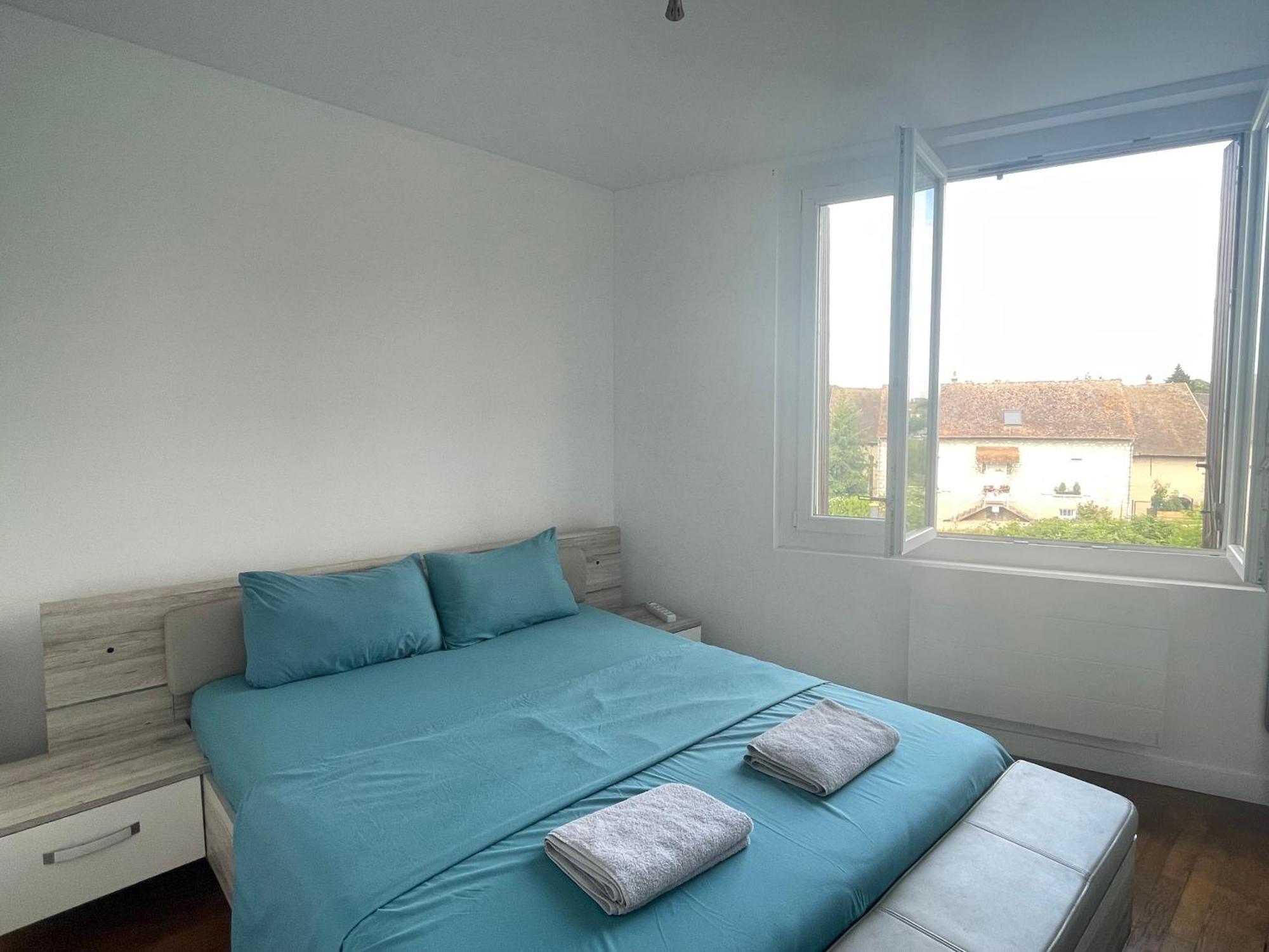 Grand T2 Renove - Bord Du Canal - Commerces A Pied 모레쉬르루앙 외부 사진